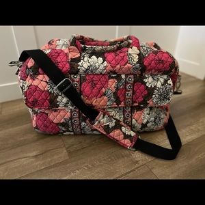 Vera Bradley Grand Traveler in Mocha Rouge